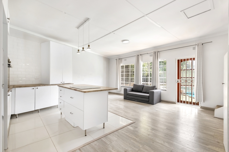 4 Bedroom Property for Sale in Greenside Gauteng