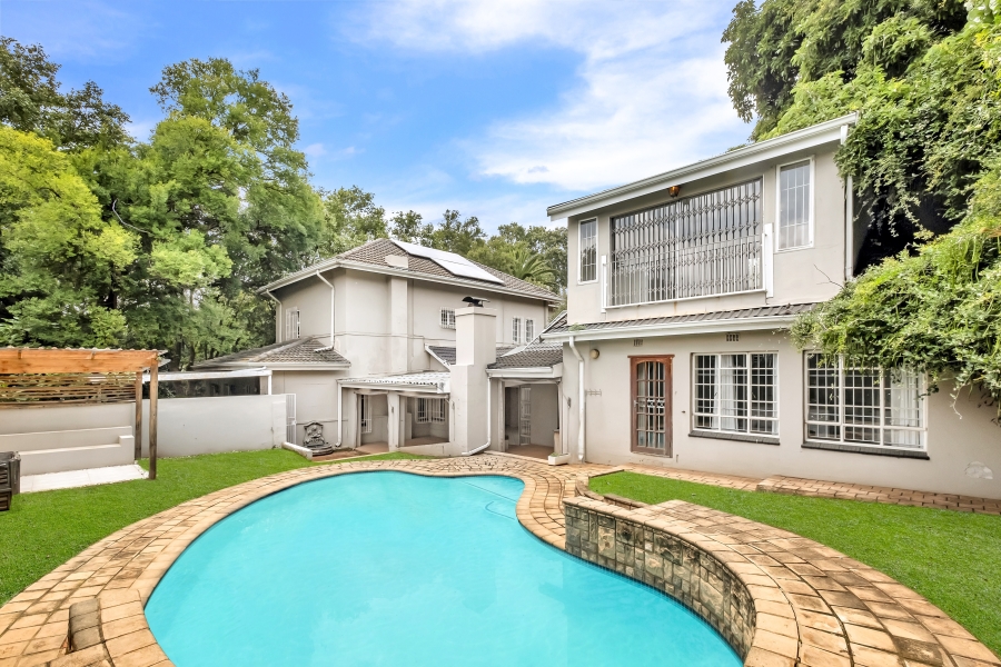 4 Bedroom Property for Sale in Greenside Gauteng