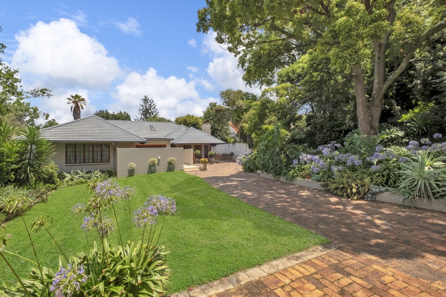 4 Bedroom Property for Sale in Atholl Gauteng