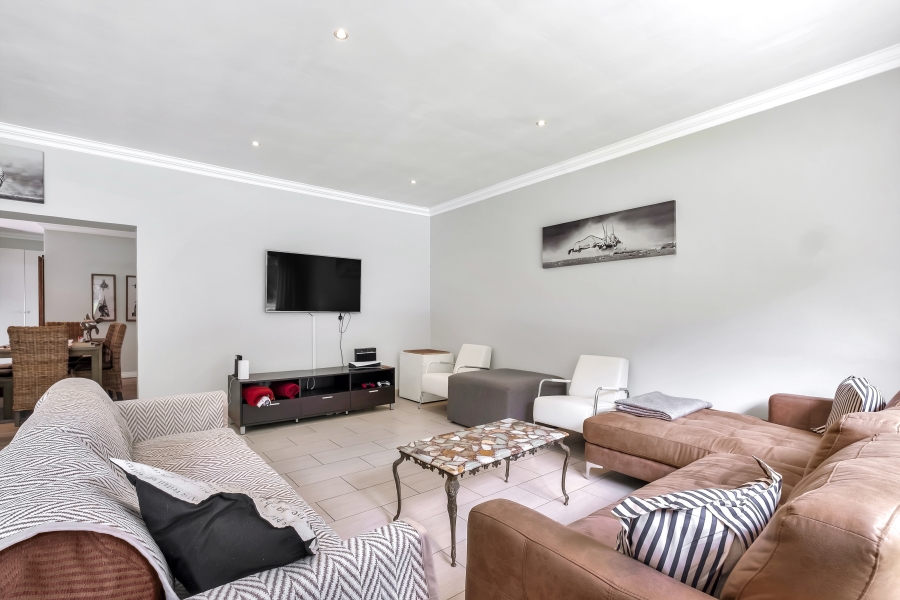 4 Bedroom Property for Sale in Atholl Gauteng