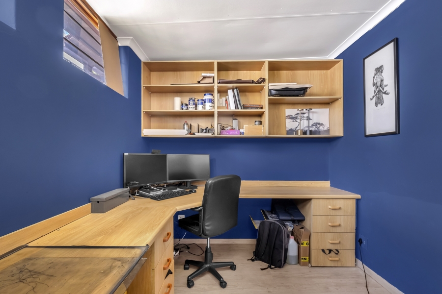 4 Bedroom Property for Sale in Atholl Gauteng