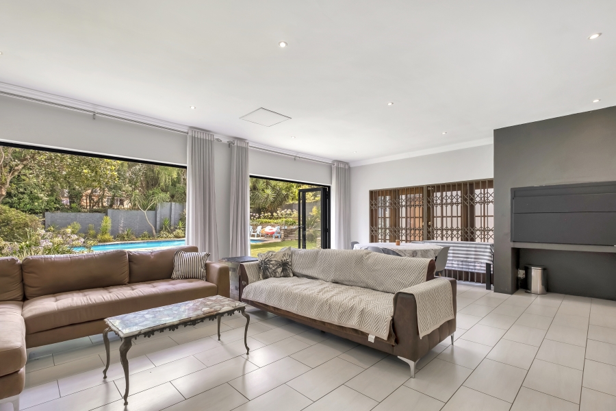 4 Bedroom Property for Sale in Atholl Gauteng