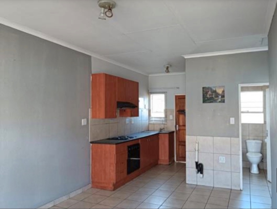 2 Bedroom Property for Sale in Greenhills Gauteng