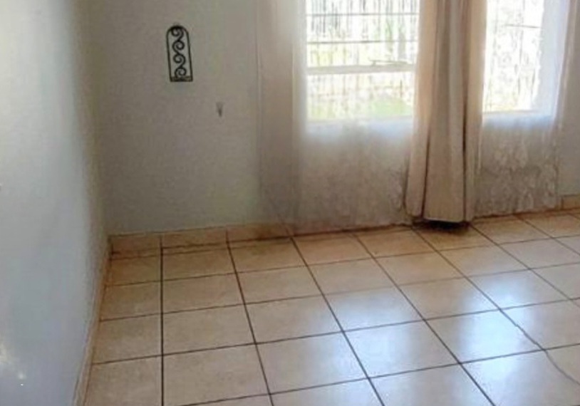 2 Bedroom Property for Sale in Greenhills Gauteng