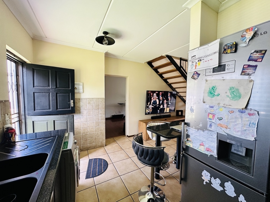 3 Bedroom Property for Sale in Albertsdal Gauteng