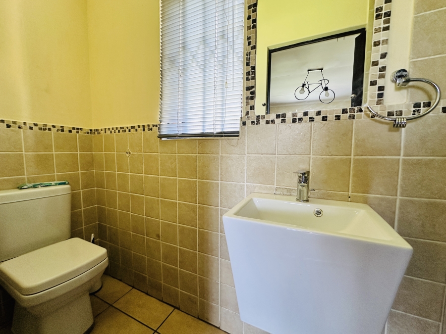 3 Bedroom Property for Sale in Albertsdal Gauteng