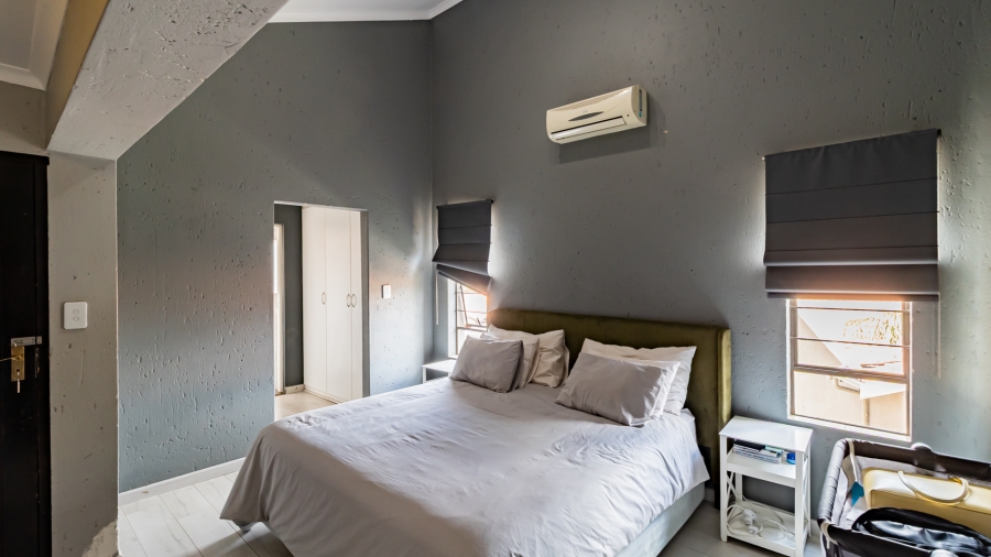 3 Bedroom Property for Sale in Meyersdal Gauteng