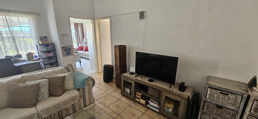 2 Bedroom Property for Sale in Meyersdal Gauteng