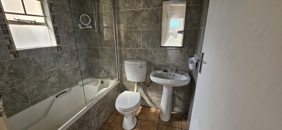 2 Bedroom Property for Sale in Meyersdal Gauteng