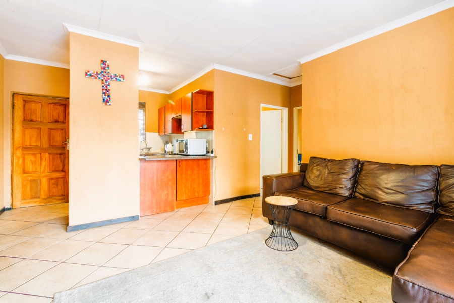 2 Bedroom Property for Sale in Wilgeheuwel Gauteng