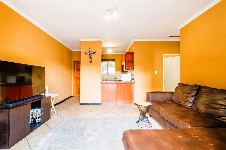 2 Bedroom Property for Sale in Wilgeheuwel Gauteng