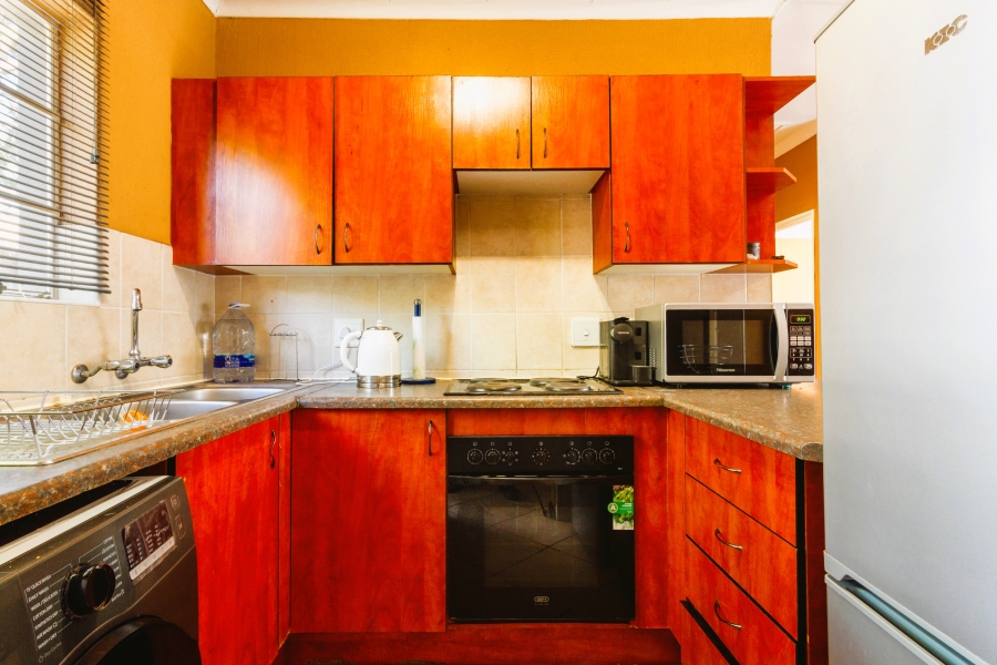 2 Bedroom Property for Sale in Wilgeheuwel Gauteng