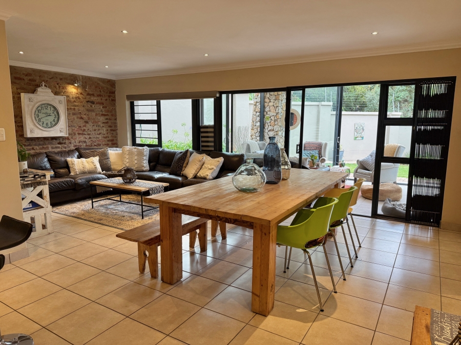 3 Bedroom Property for Sale in Olympus AH Gauteng