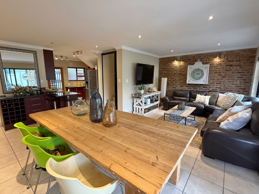 3 Bedroom Property for Sale in Olympus AH Gauteng