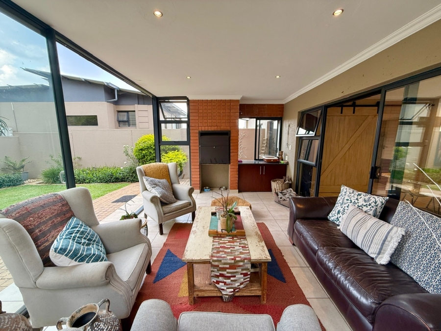 3 Bedroom Property for Sale in Olympus AH Gauteng