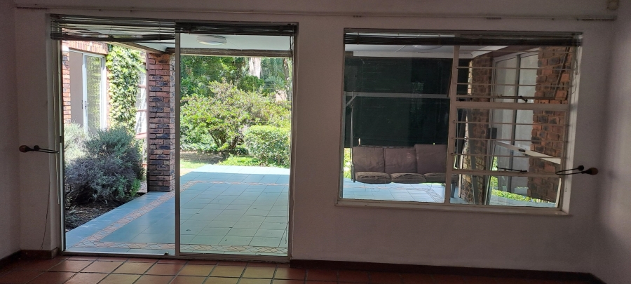 5 Bedroom Property for Sale in Northwold Gauteng