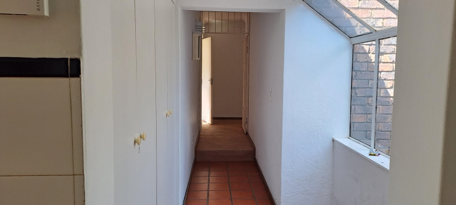 5 Bedroom Property for Sale in Northwold Gauteng