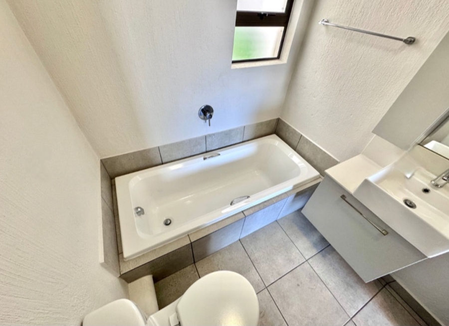 2 Bedroom Property for Sale in Fourways Gauteng