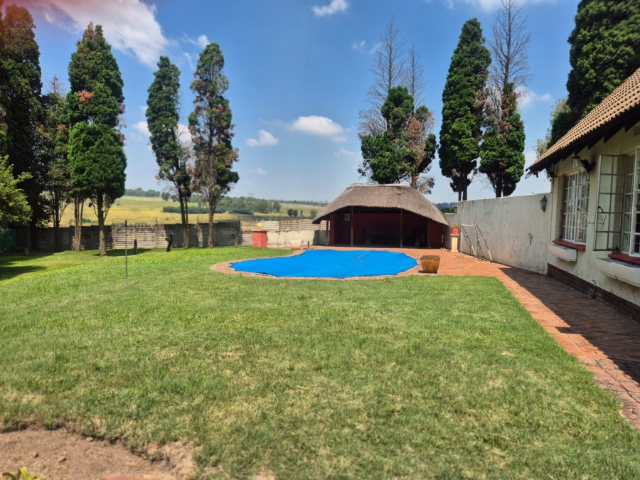 3 Bedroom Property for Sale in Buccleuch Gauteng