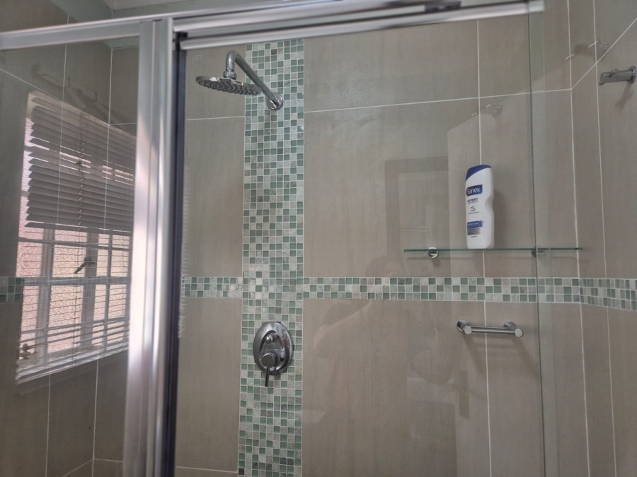 3 Bedroom Property for Sale in Buccleuch Gauteng