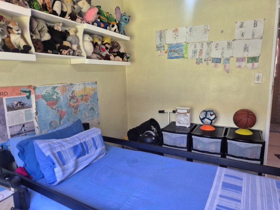 3 Bedroom Property for Sale in Buccleuch Gauteng