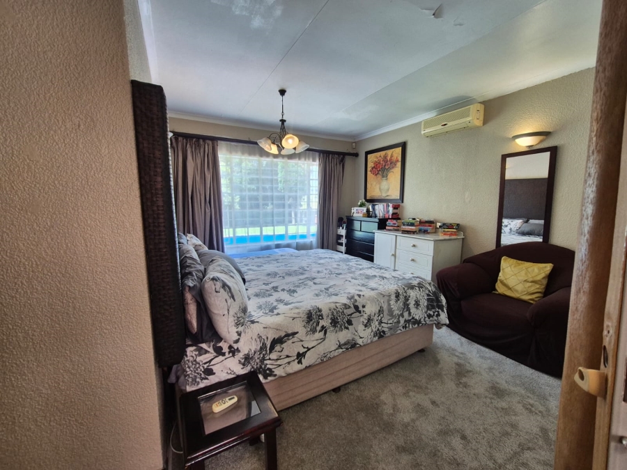 3 Bedroom Property for Sale in Buccleuch Gauteng