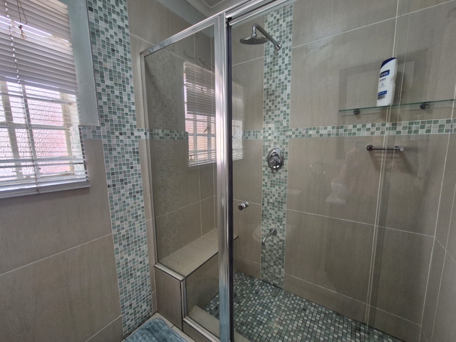 3 Bedroom Property for Sale in Buccleuch Gauteng