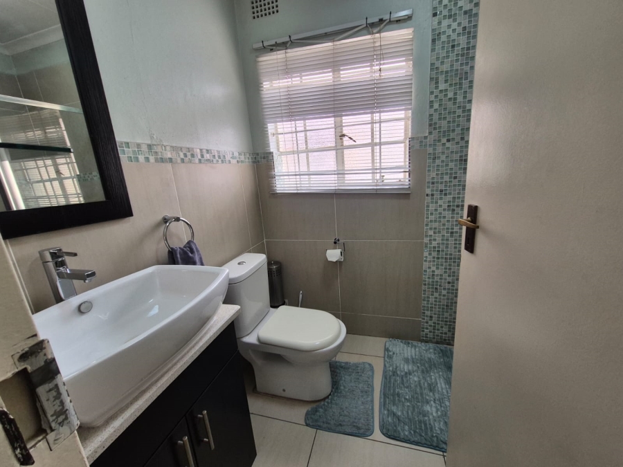 3 Bedroom Property for Sale in Buccleuch Gauteng