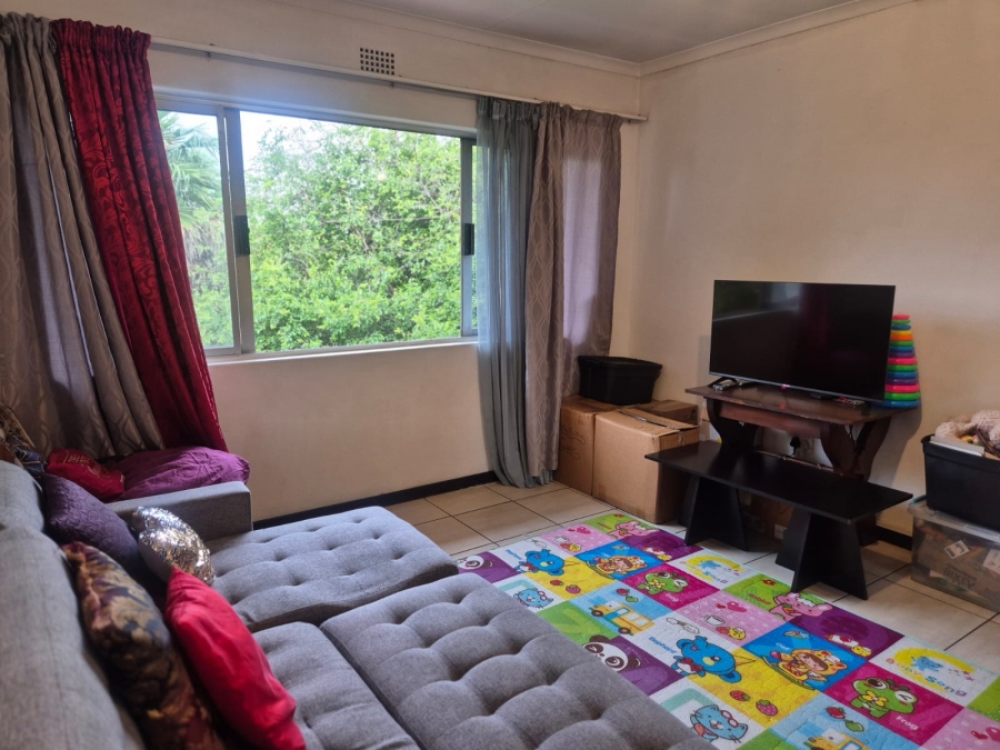 2 Bedroom Property for Sale in Buccleuch Gauteng