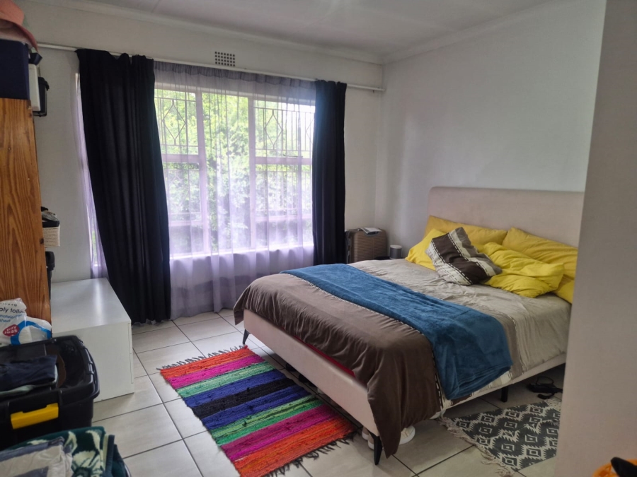 2 Bedroom Property for Sale in Buccleuch Gauteng