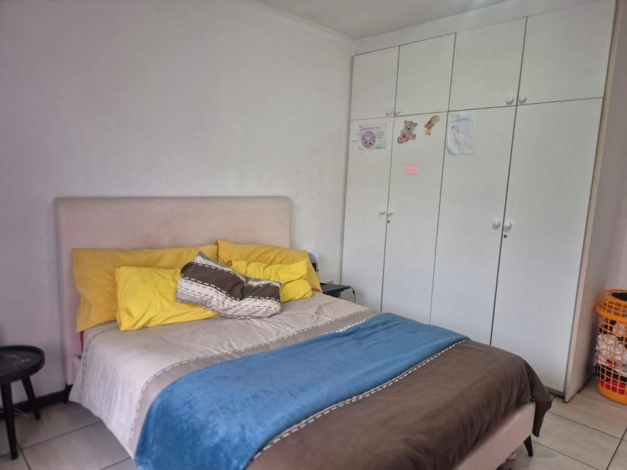 2 Bedroom Property for Sale in Buccleuch Gauteng