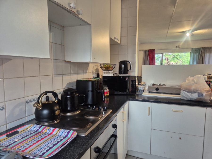 2 Bedroom Property for Sale in Buccleuch Gauteng