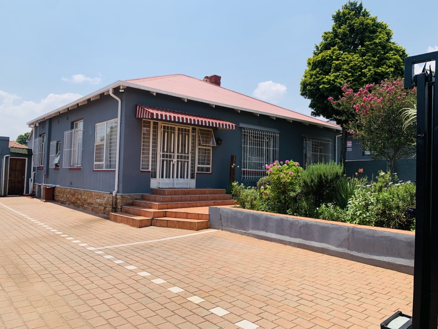 4 Bedroom Property for Sale in Kensington Gauteng