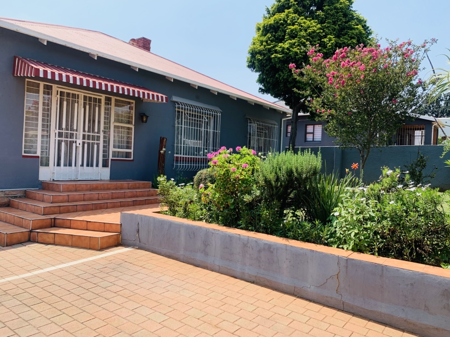 4 Bedroom Property for Sale in Kensington Gauteng