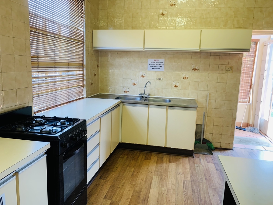 4 Bedroom Property for Sale in Kensington Gauteng