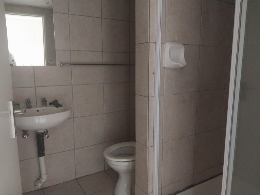 To Let 2 Bedroom Property for Rent in Auckland Park Gauteng