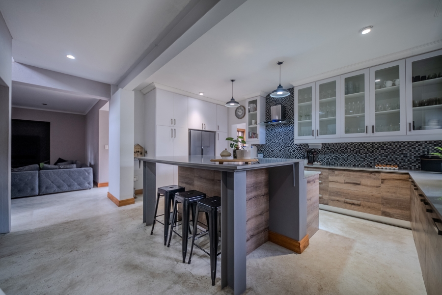 3 Bedroom Property for Sale in Faerie Glen Gauteng