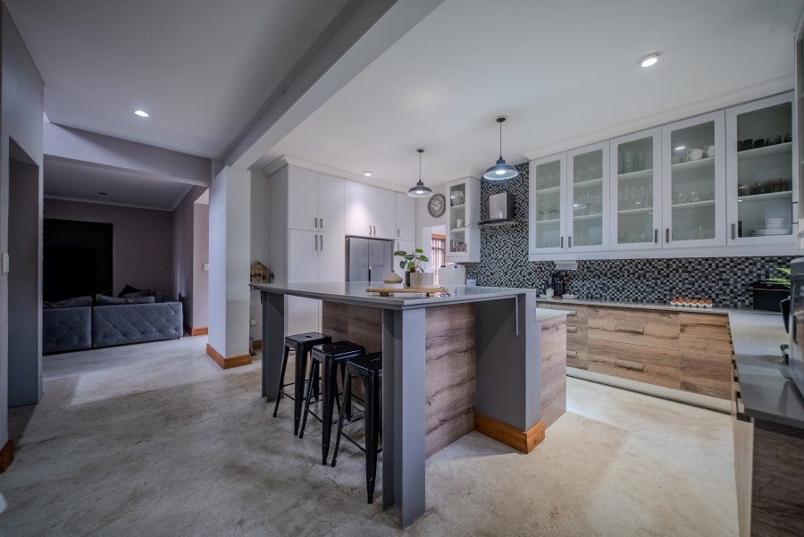 3 Bedroom Property for Sale in Faerie Glen Gauteng