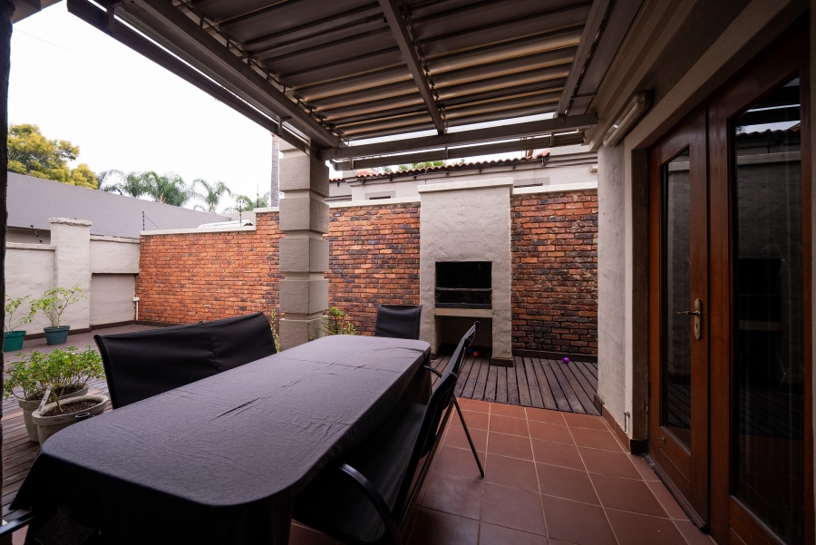 3 Bedroom Property for Sale in Faerie Glen Gauteng