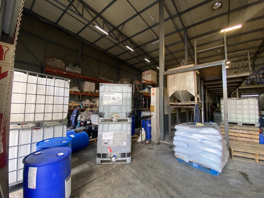 To Let commercial Property for Rent in Spartan Gauteng