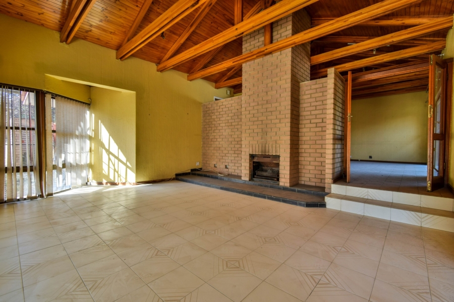 To Let 3 Bedroom Property for Rent in Chartwell Gauteng