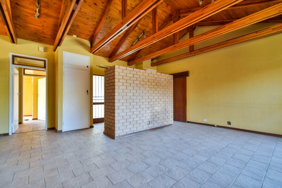 To Let 3 Bedroom Property for Rent in Chartwell Gauteng