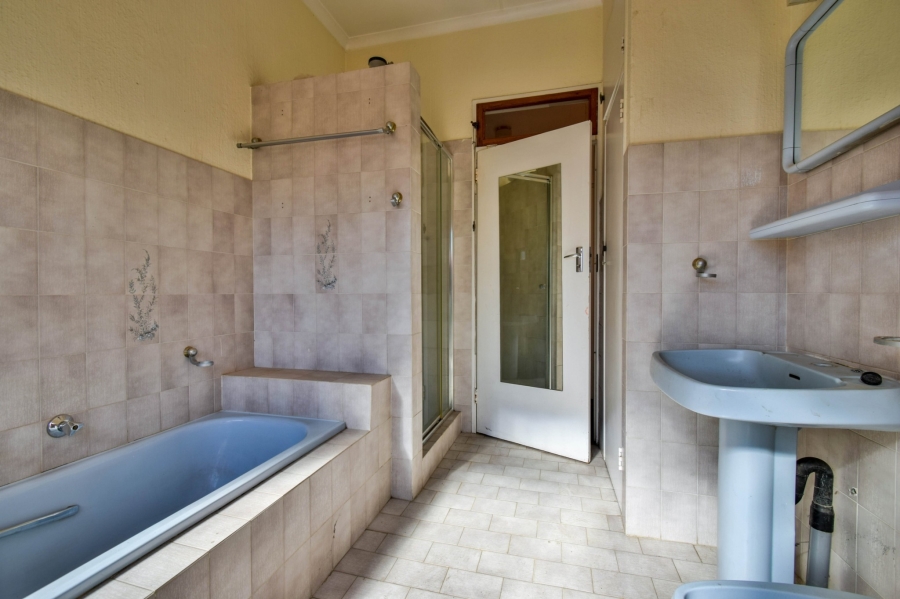 To Let 3 Bedroom Property for Rent in Chartwell Gauteng