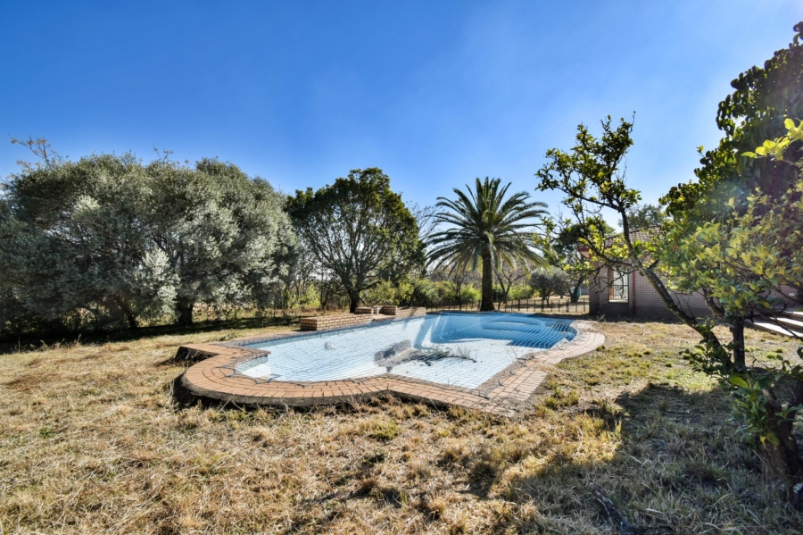 To Let 3 Bedroom Property for Rent in Chartwell Gauteng