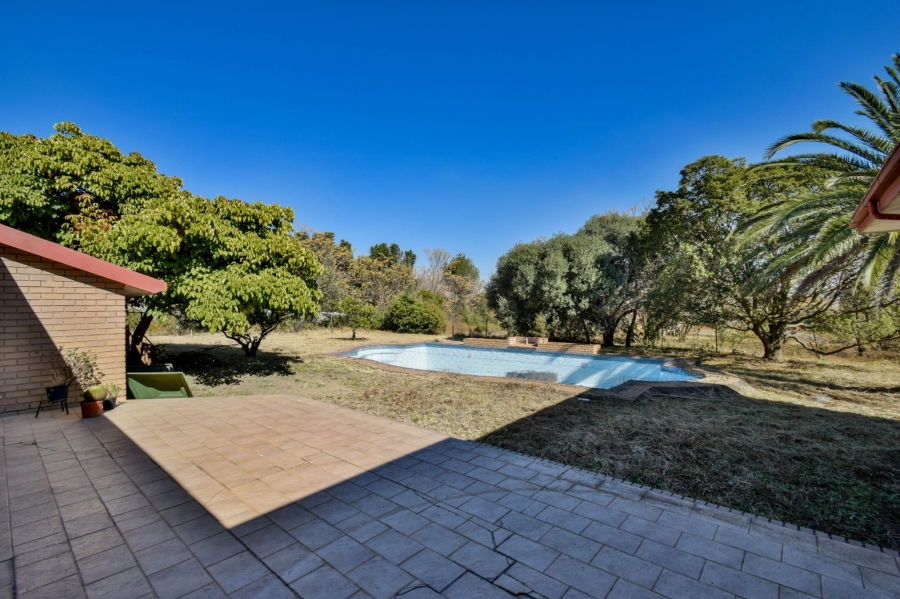 To Let 3 Bedroom Property for Rent in Chartwell Gauteng