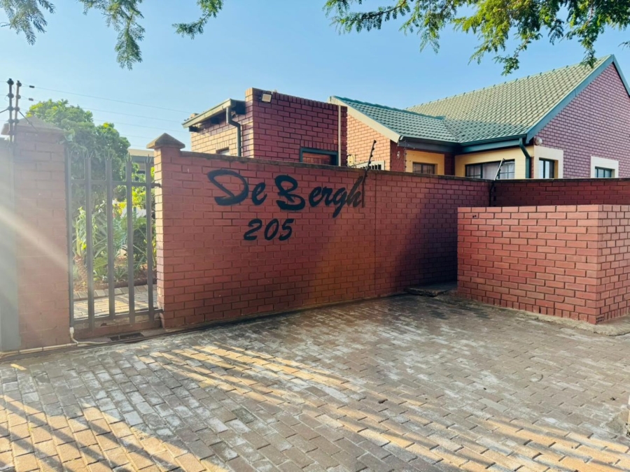 4 Bedroom Property for Sale in Montana Park Gauteng
