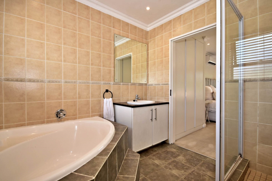 4 Bedroom Property for Sale in Boskruin Gauteng