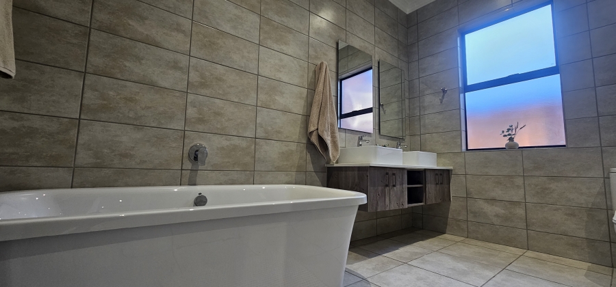 To Let 3 Bedroom Property for Rent in Six Fountains Residential Estate Gauteng