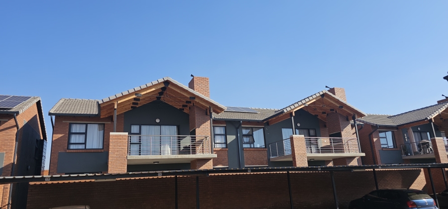 To Let 2 Bedroom Property for Rent in Boardwalk Villas Gauteng