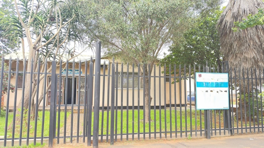Commercial Property for Sale in Alrode Gauteng